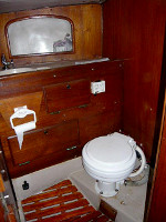 MARINE TOILET